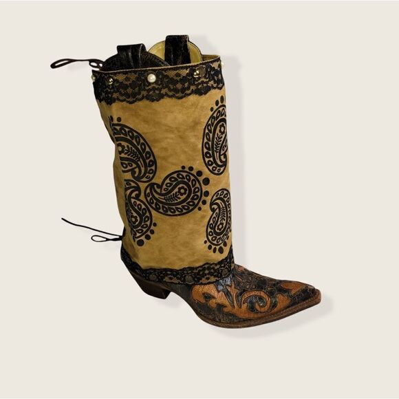 NWT Paisley Boot Covers Women's Western Rodeo Wear With Lace Trim and Pearls - Picture 4 of 8